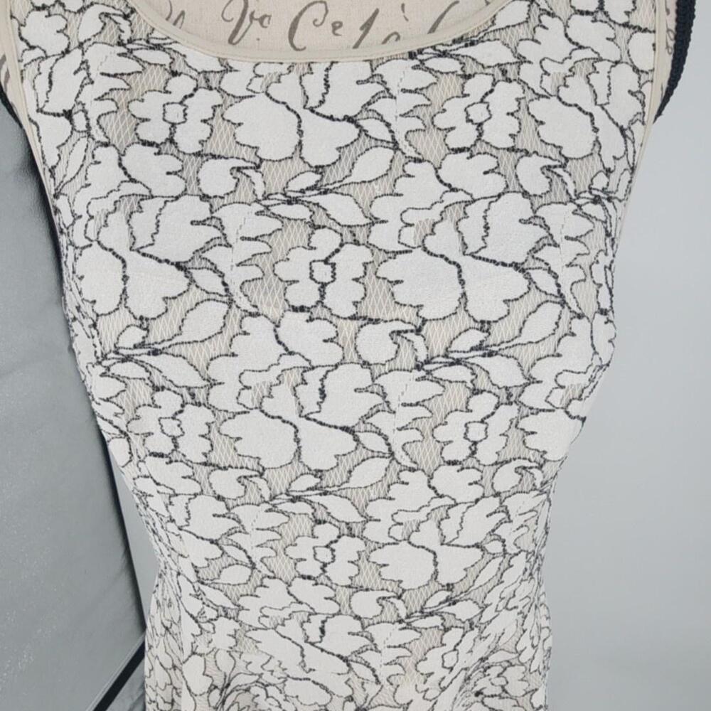 Betsey Johnson Dress Womens 12 White Floral Lace Fit & Flare Sleeveless Party - Picture 3 of 16